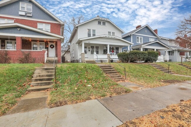 Building Photo - 1161-1163 Linwood Ave