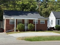 Building Photo - 3 Bedroom 1 Bath for rent