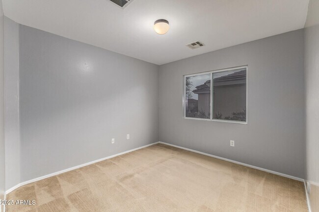 Building Photo - 3006 W Ferruccio Pl