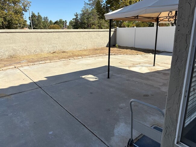 Building Photo - Beautiful Home in Temecula with Solar and ...