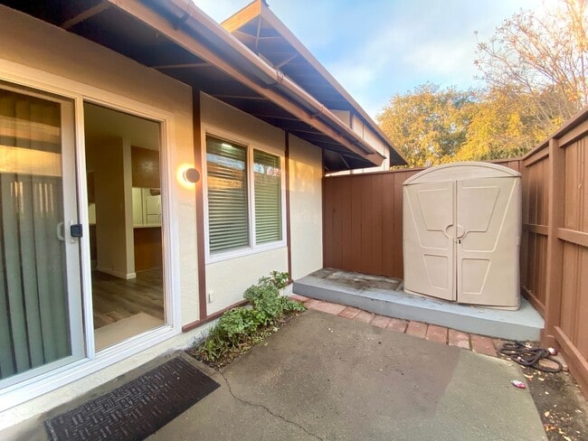 Building Photo - Comfortable 2-Bedroom Condo for Rent! Mission San Jose Neighborhood