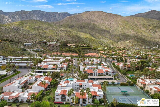 Building Photo - 2230 S Palm Canyon Dr