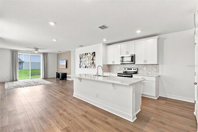 Building Photo - 101 Pitching Wedge Dr