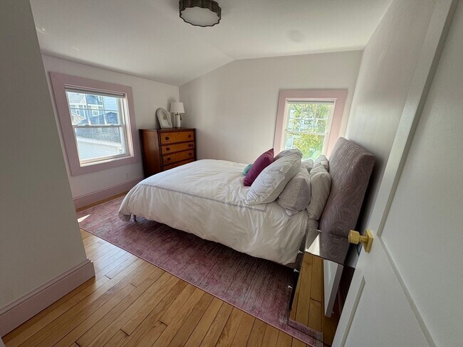 Building Photo - 34a Manomet Ave