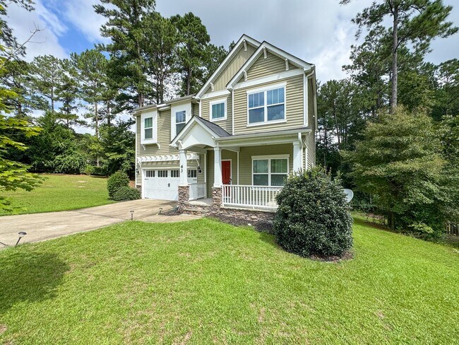 Building Photo - Gorgeous 3 Bed 2.5 Bath Plus Loft Home on ...