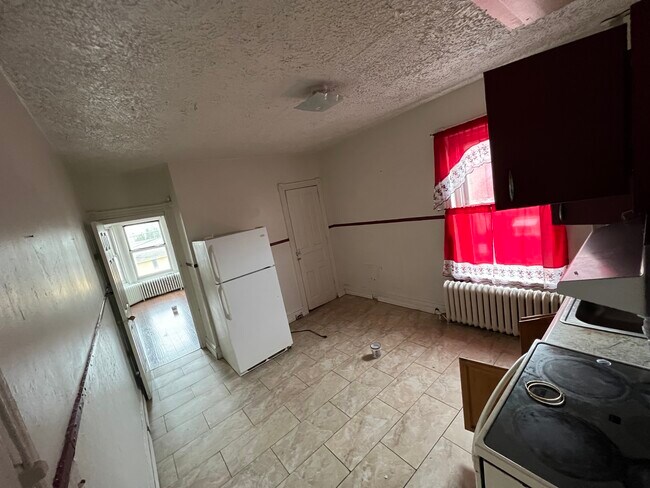 Building Photo - 151 W Buttonwood St