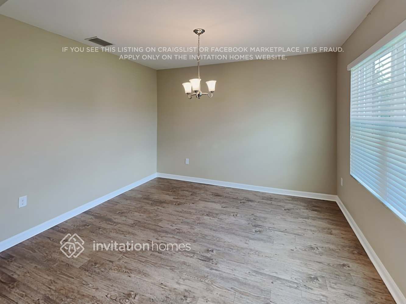 Building Photo - 5261 11th St E