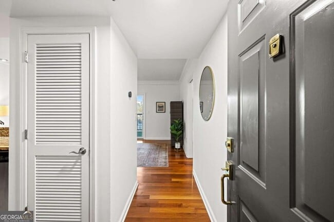 Building Photo - 275 13th St NE