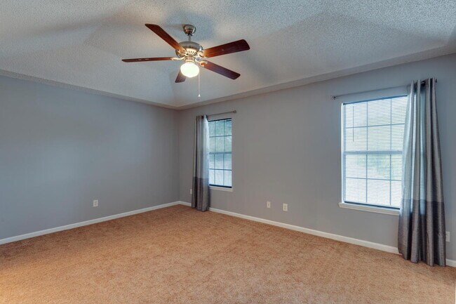 Building Photo - FOR RENT AND READY FOR IMMEDIATE OCCUPANCY! STUNNING LAKE VIEWS • 3 BEDROOMS • 2.5 BATHROOMS • AT...