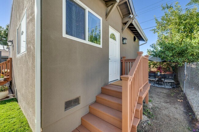 Building Photo - 20773 Skouras Dr