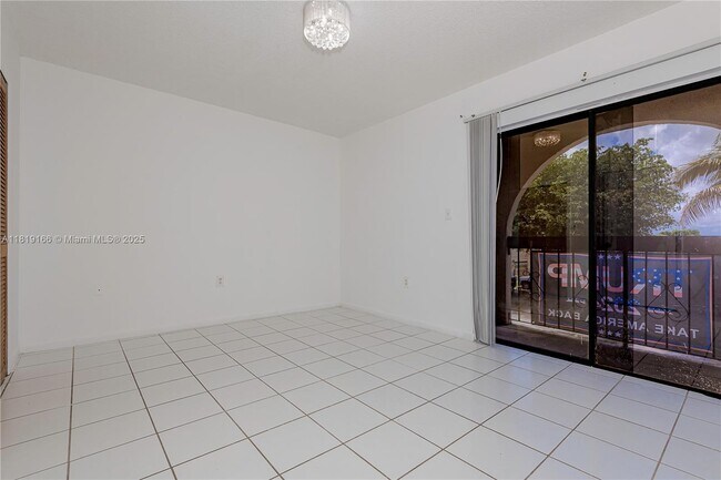 Building Photo - 1082 W 79th St
