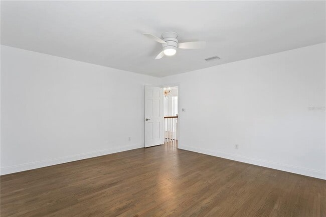 Building Photo - 4704 W Brookwood Dr
