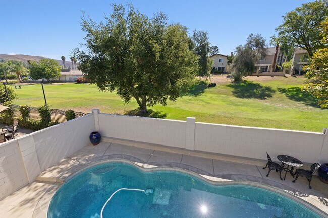 Building Photo - Beautifully Updated Home in Lake Lindero