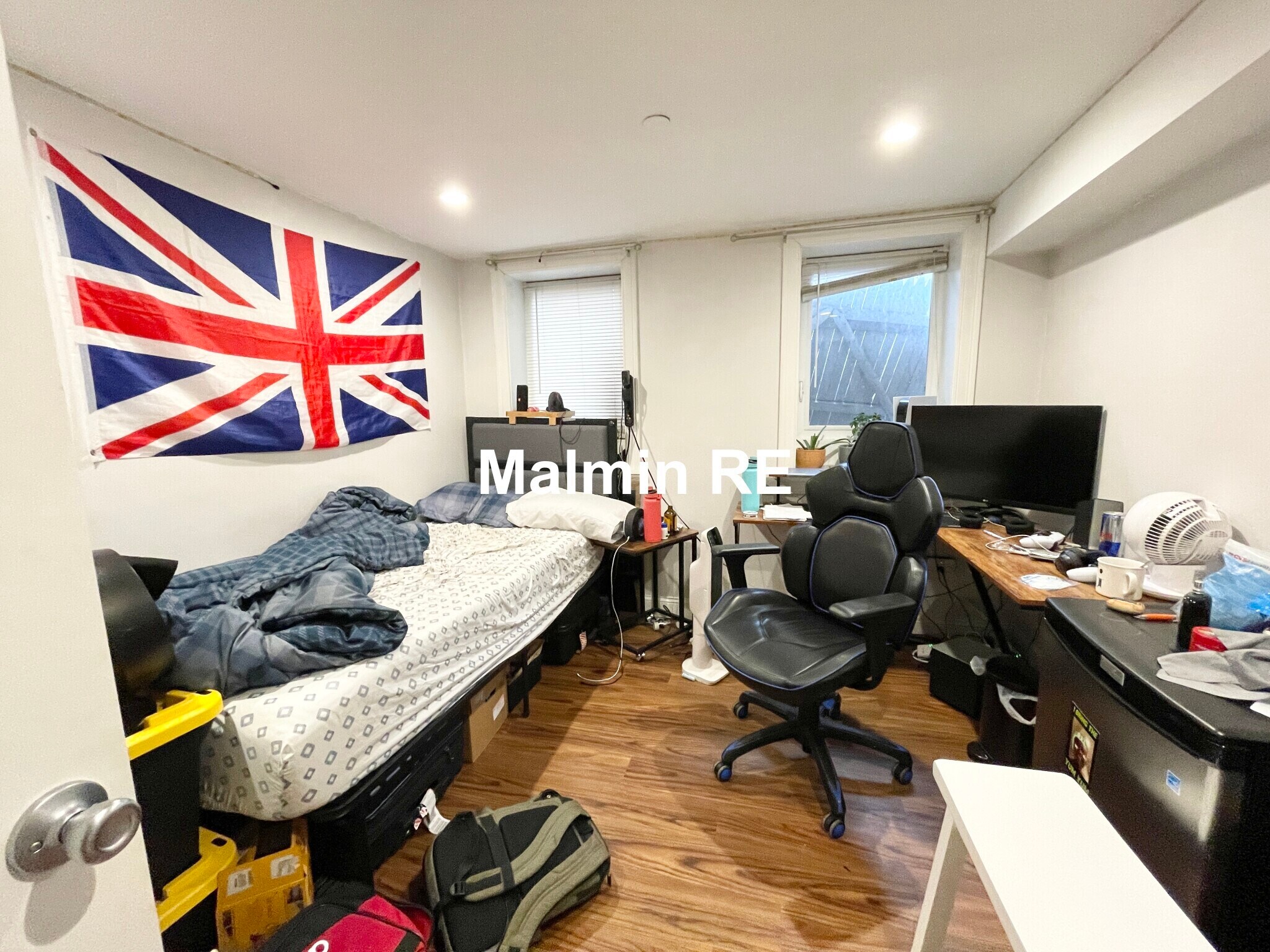 Building Photo - 998 Tremont St