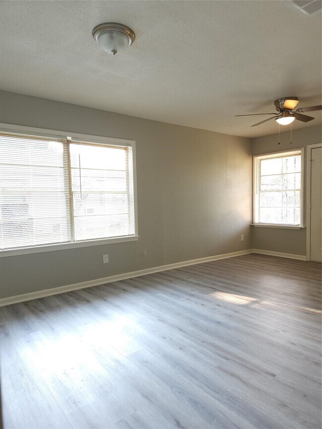 Building Photo - 6301 Anderson St