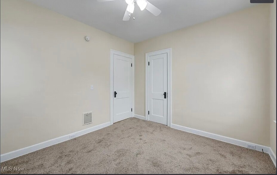 Building Photo - 2085 Chesterland Ave