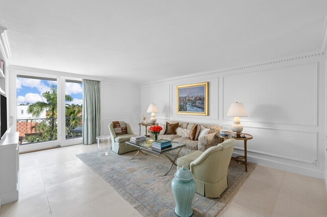 Building Photo - 354 Chilean Ave