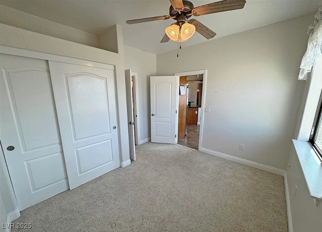 Building Photo - 3580 Prairie Ave