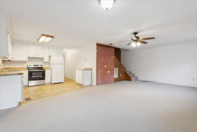 Building Photo - Contact Eric Rutherford at (757) 286-3742 for more information