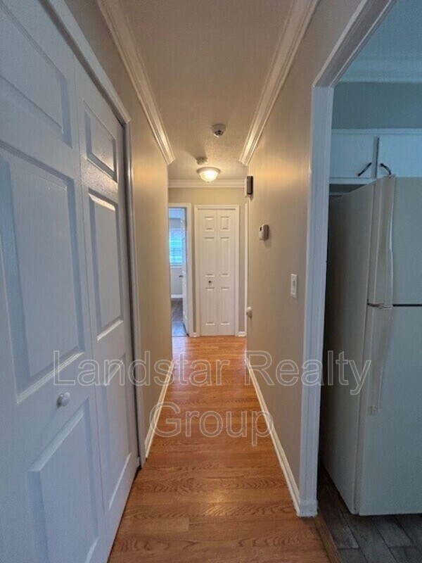 Building Photo - 5412 Euclid Ave