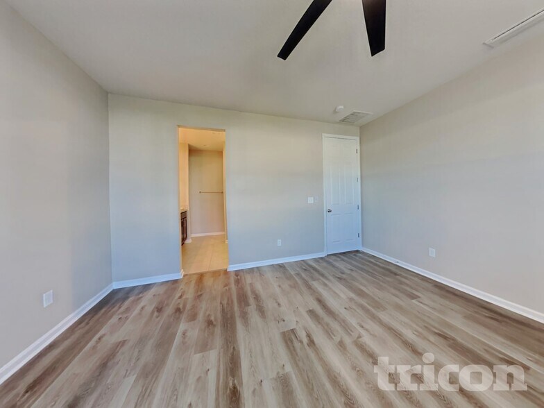 Building Photo - 3399 Traceland Oak Ln