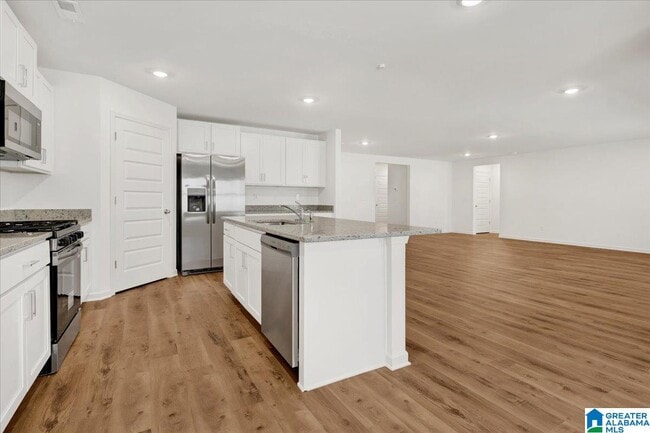 Building Photo - 283 Halifax Ln