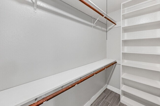 Building Photo - 18519 Egret Bay Blvd