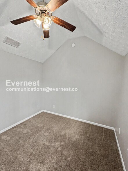 Building Photo - 1224 Morrow Dr