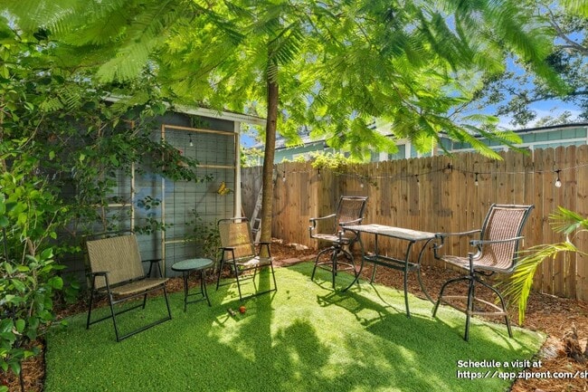 Building Photo - 3002 N Highland Ave