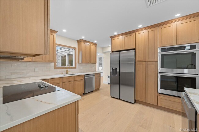 Building Photo - 31 Cail Dr
