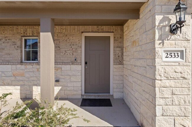 Building Photo - 2533 Allegretto Sea Dr