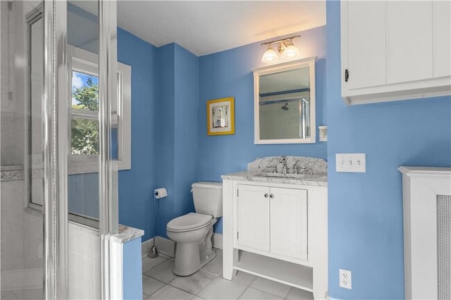 Building Photo - 58 Second St