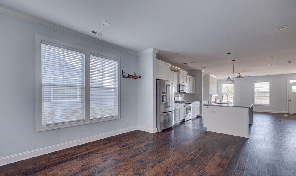 Building Photo - 3540 Shell Quarry Dr