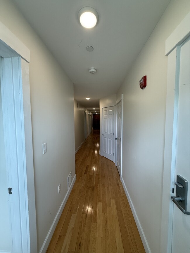 Building Photo - 367 Harvard St