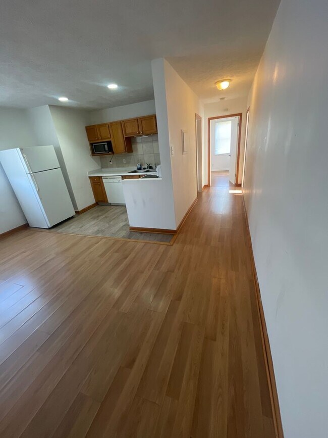 Building Photo - 205 S 37th St