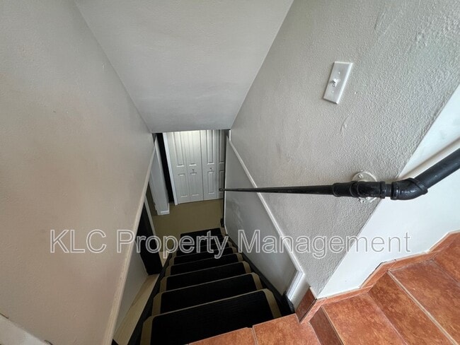 Building Photo - 2524 57th St