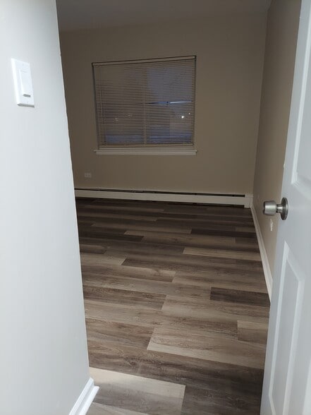 Building Photo - 860 Winesap Ct