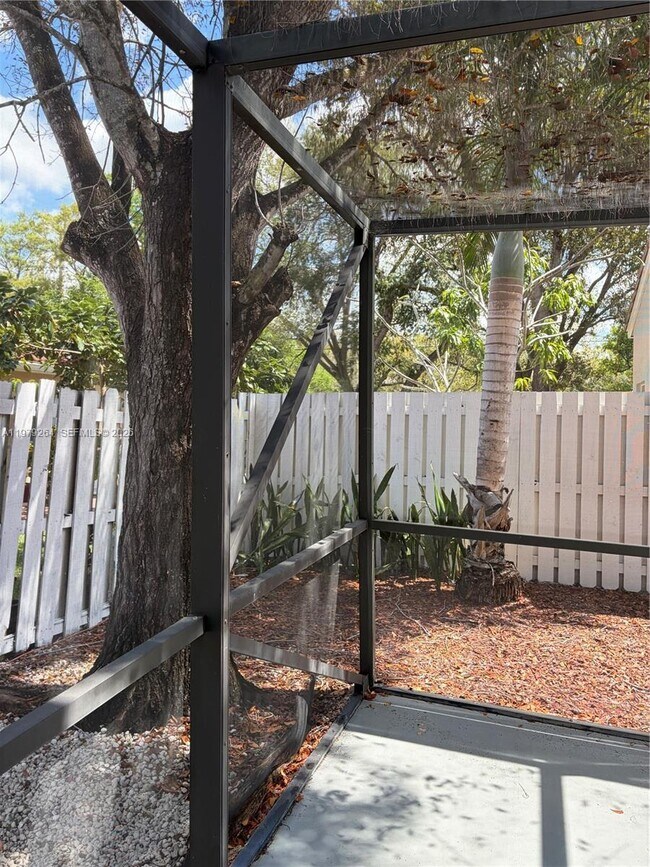 Building Photo - 1246 NW 125th Terrace