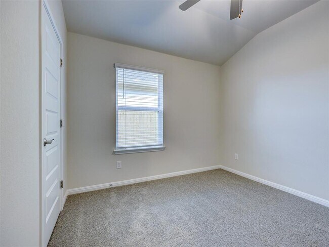 Building Photo - 108 Greenspire Ln