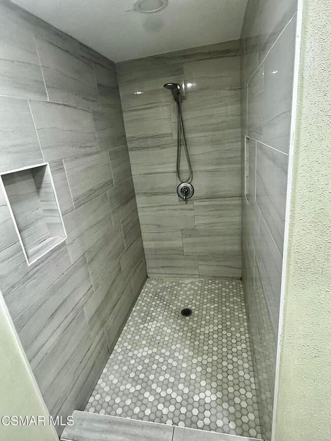 Building Photo - 2535 N Phyllis St