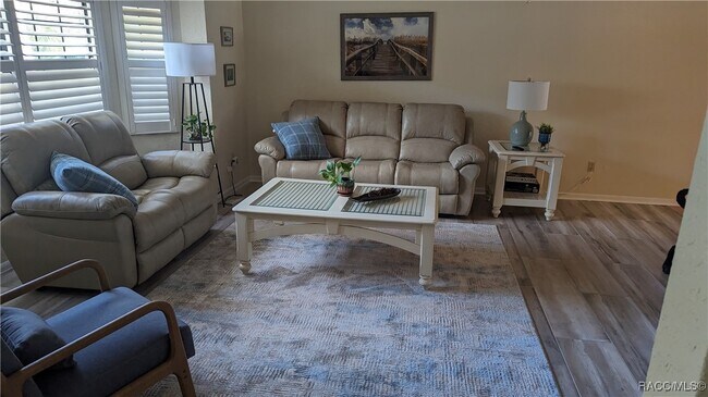 Primary Photo - 9664 W Plantation Ln