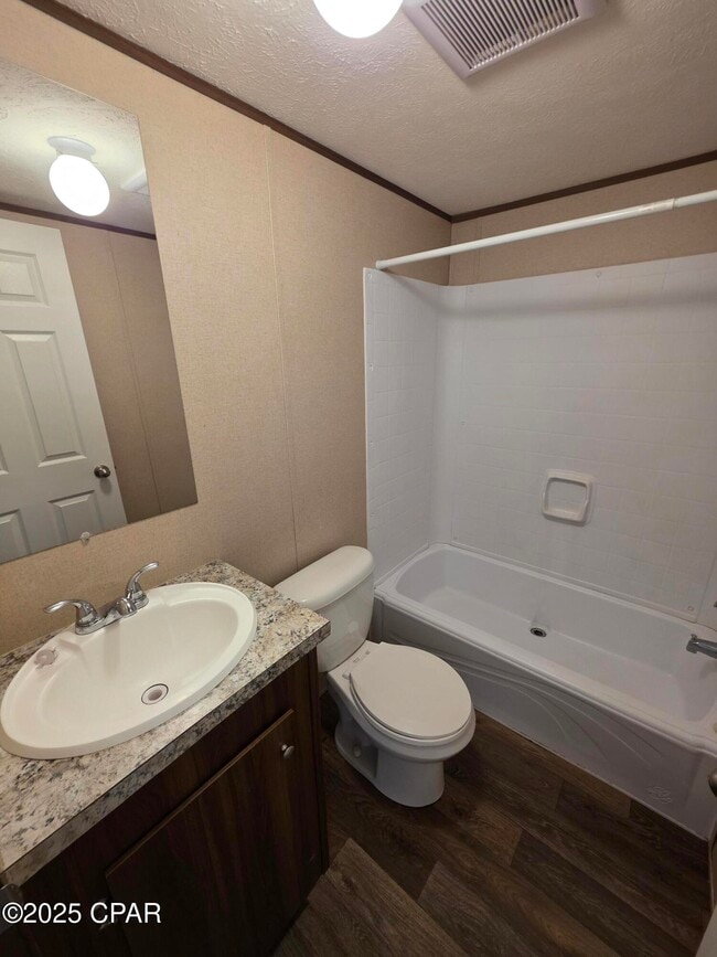 Building Photo - 2723 E 19th St