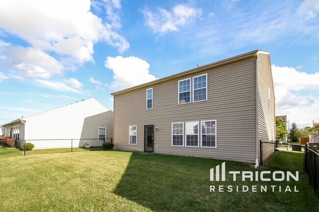 Building Photo - 10770 Parker Dr