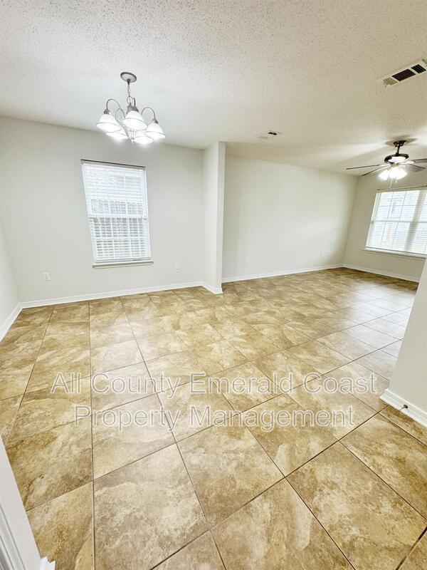 Building Photo - 293 Dahlquist Dr