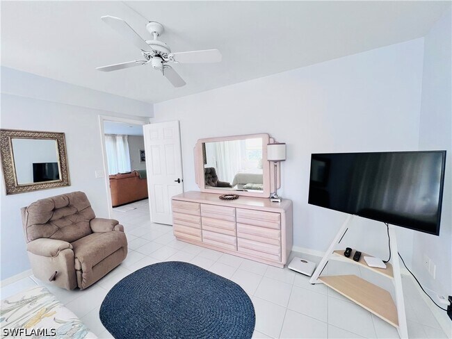 Building Photo - 5550 Heron Point Dr