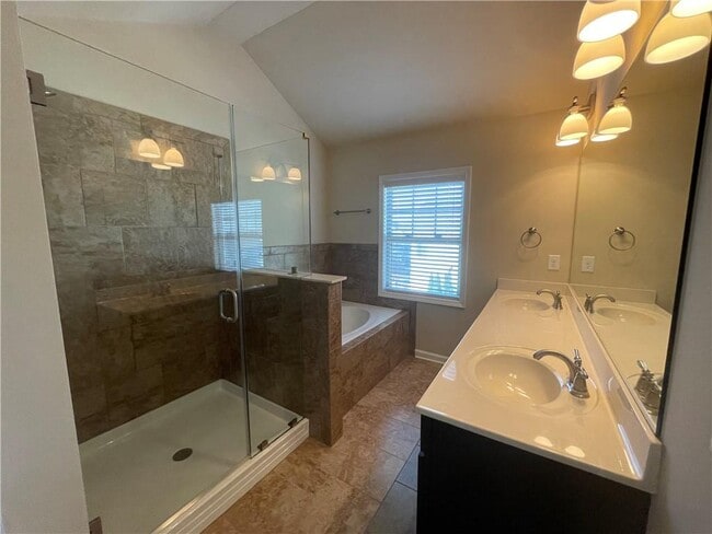 Building Photo - 4122 Baverton Dr