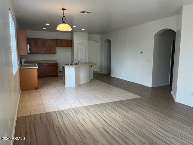 Building Photo - 7817 S 65th Ln