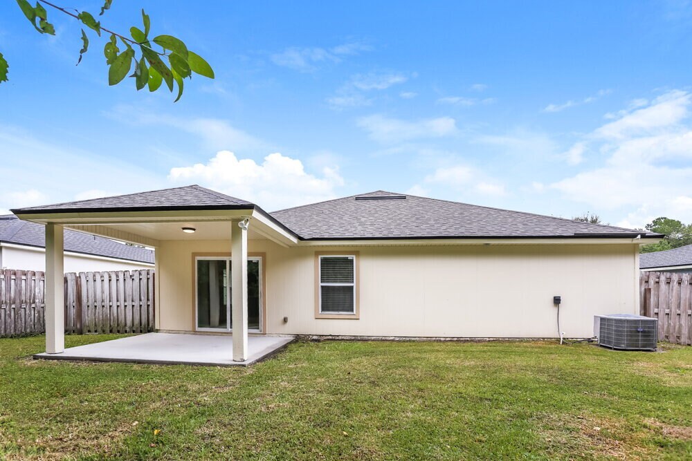 Building Photo - 11012 Snowbrook Ct