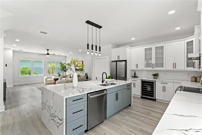 Building Photo - 4120 W North A St