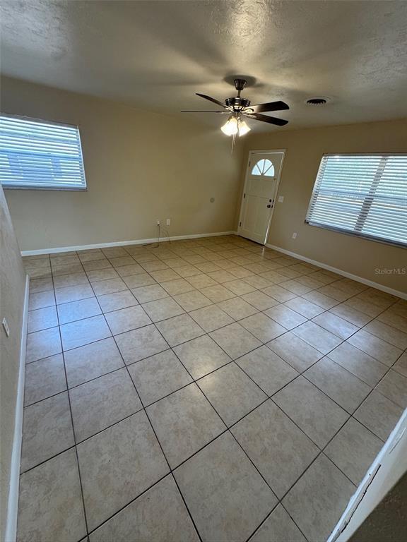 Building Photo - 1700 NE 71st Pl